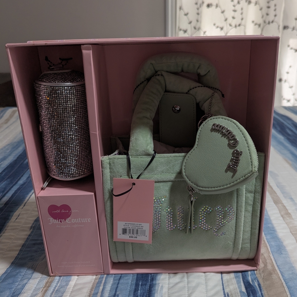 Juicy Couture Exclusive Big Spender 3 Piece Gift Box Set-Free Love Mini Tote